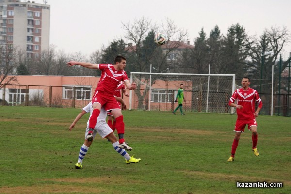 Юношите старша възраст на Розова долина вкараха 7 гола на Миньор /Раднево/