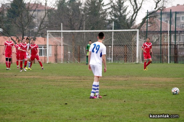 Юношите старша възраст на Розова долина вкараха 7 гола на Миньор /Раднево/