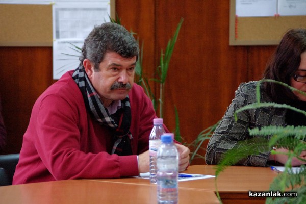 В ПГ “Иван Хаджиенов“ са готови за въвеждането на швейцарската дуална система за обучение