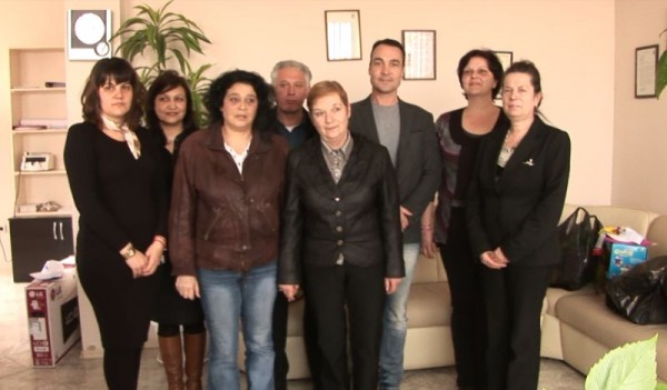 “Би Би Си Кейбъл“ награди с телевизор колектива на Дома за дементно болни