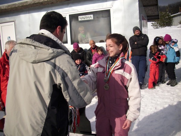 Проведе се общинското ученическо състезание по ски