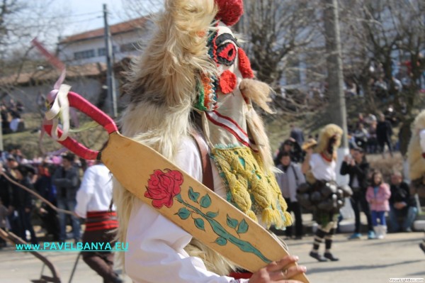 Фестивал на кукерите в Павел баня: Човек е до време, традицията е вечна