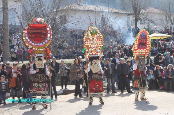 Фестивал на кукерите в Павел баня: Човек е до време, традицията е вечна
