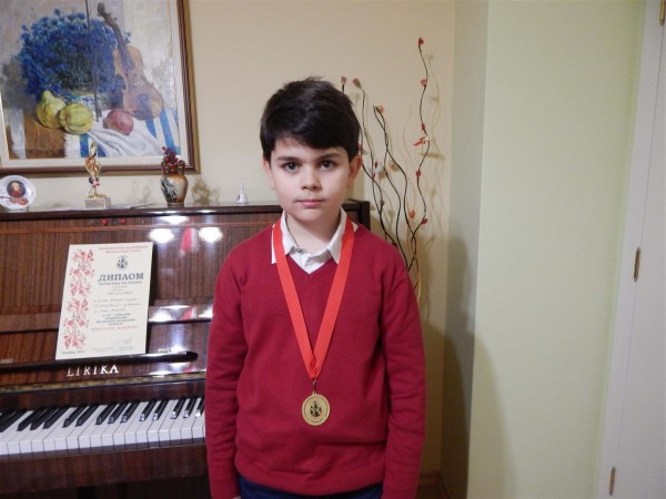 8 награди от „Орфеево изворче” за казанлъшките млади пианисти