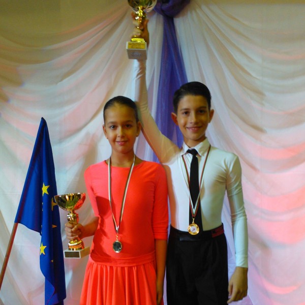 14  казанлъшки деца влизат в Клуба на най-успелите българчета