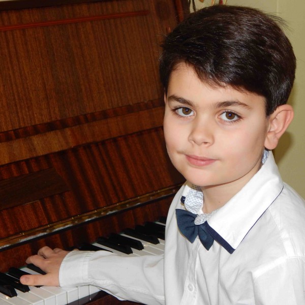 14  казанлъшки деца влизат в Клуба на най-успелите българчета