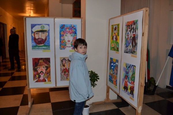 Наградиха отличените в националните конкурси „Малките нашенци” и „Присмехулници”  в рамките на Чудомирови празници ’2015