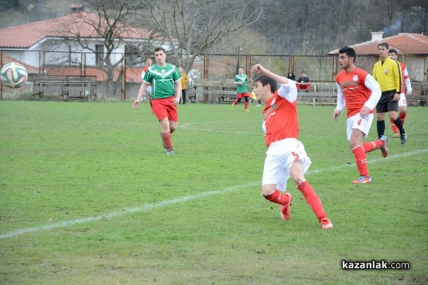 Футбол: Голяма битка и победа за Арсенал в дербито при юношите младша възраст