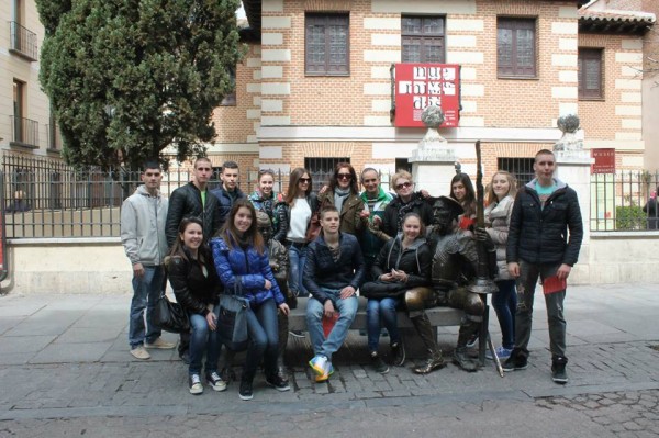 Танцьорите на “Детелини“ се завърнаха от Мадрид