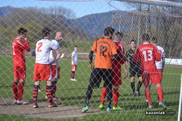 Розова долина продължи серията си без загуба с победа над Асеновец