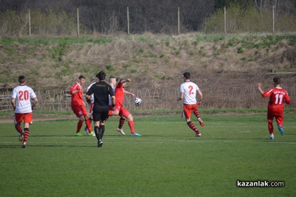 Розова долина продължи серията си без загуба с победа над Асеновец
