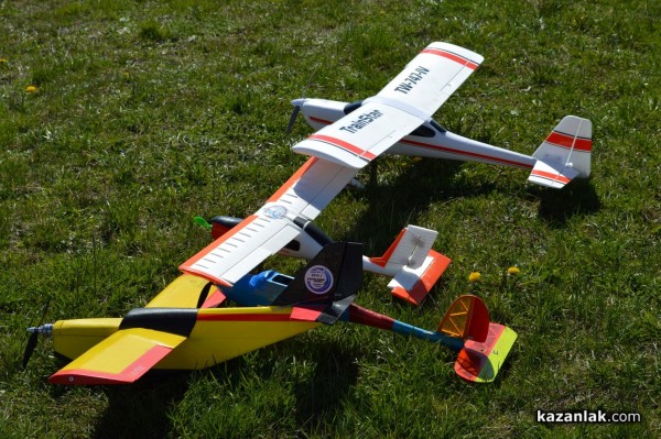 Авиомоделистите откриха  новия сезон в Казанлък