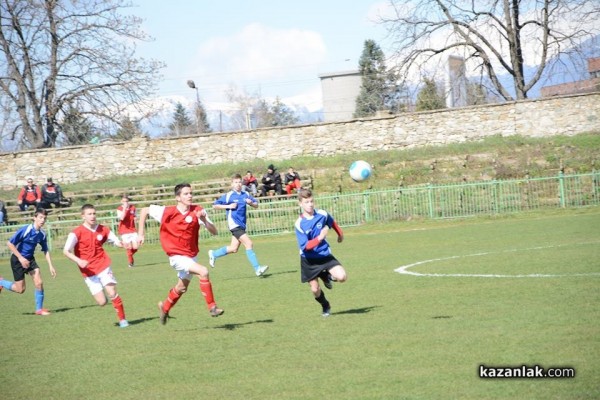 Успешни срещи за отборите от ДЮШ на Розова долина и Арсенал