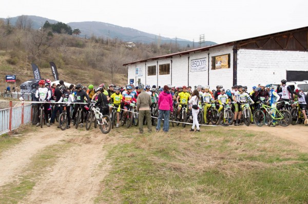 Казанлъчани с победи в състезание по планинско колоездене край Асеновград