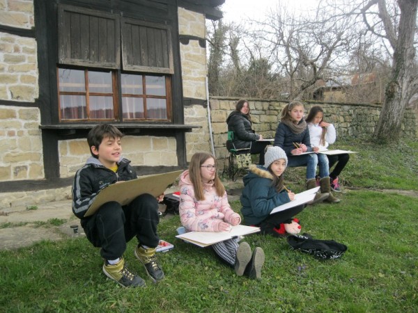 Художниците на школа “Арт линия“ представиха  Чудомир в Габрово