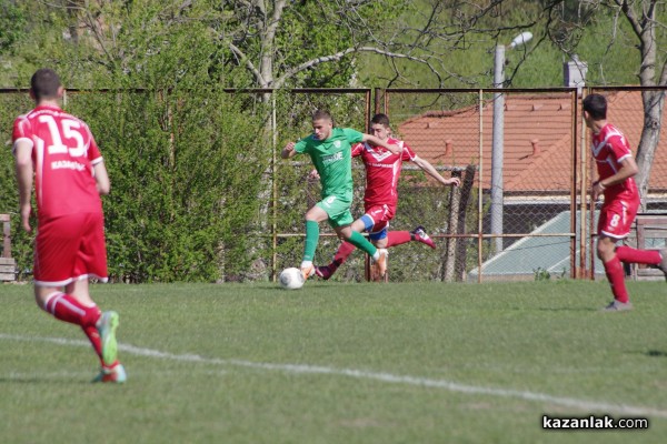 Юношите на Берое победиха Розова долина с попадения през втората част