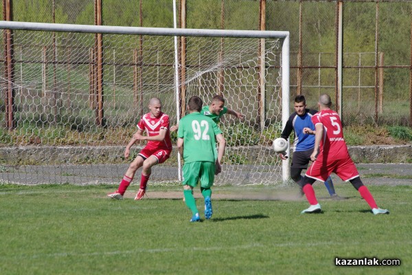 Юношите на Берое победиха Розова долина с попадения през втората част
