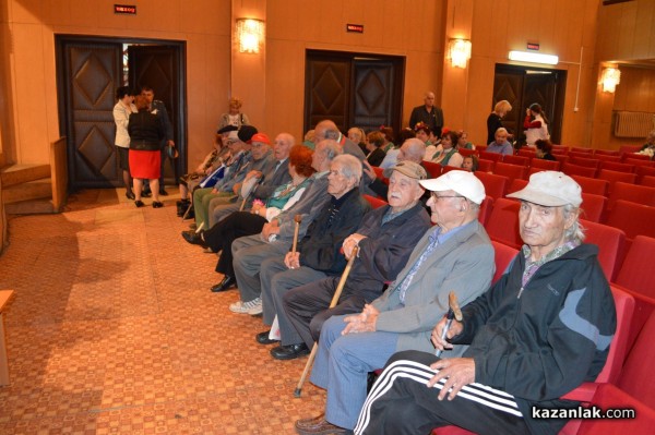 Участници във Втората световна война получиха медали от Министерство на отбраната