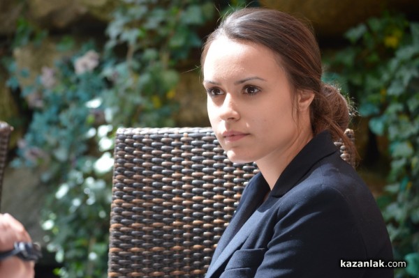 Силвия Христова участничка в конкурса „Царица Роза 2015“ /видео/