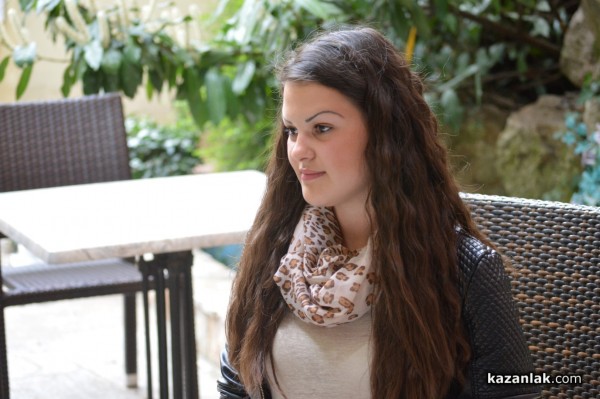 Антоанета Левова участничка в конкурса „Царица Роза 2015“ /видео/