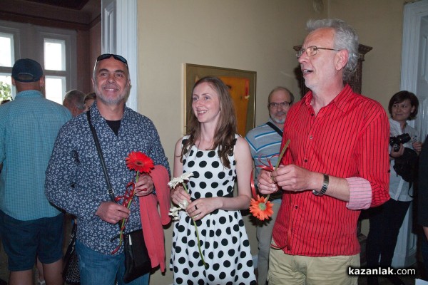 Откриване на изложбата „2 + една“ /видео/