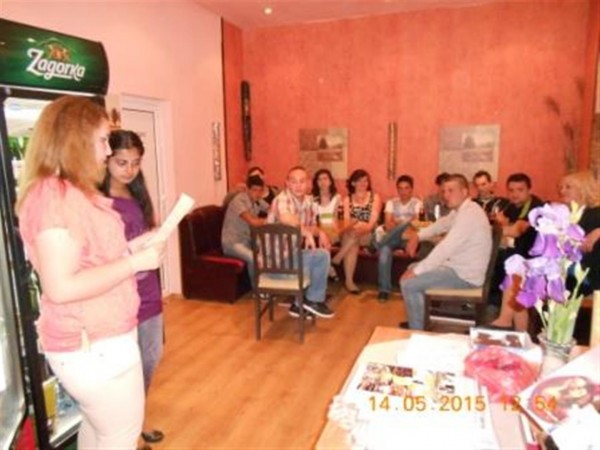 Гимназия „Акад. Петко Стайнов” изпрати абитуриентите си днес