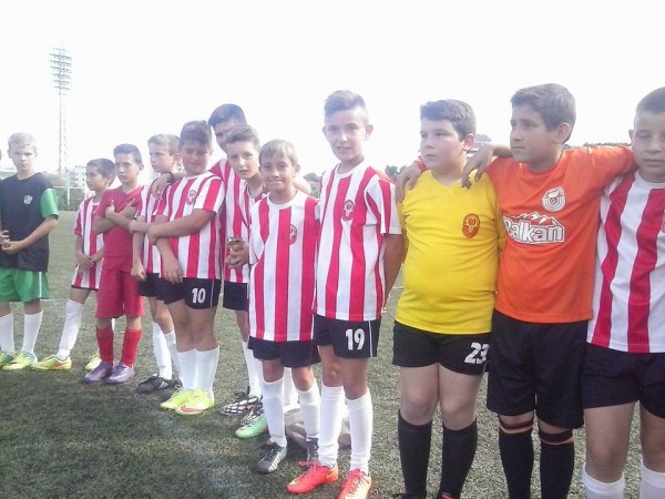 Розова долина с най-добро нападение във Футбол 7 и Футбол 9