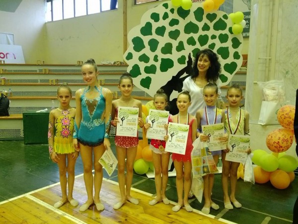 Нови медали за състезателките ни по художествена гимнастика