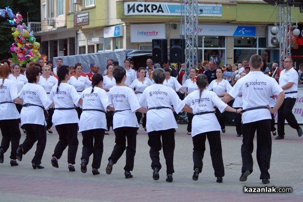 “Тъпан бие - хоро се вие“