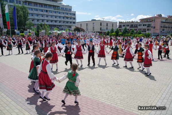 Детско надиграване “За ръчица“