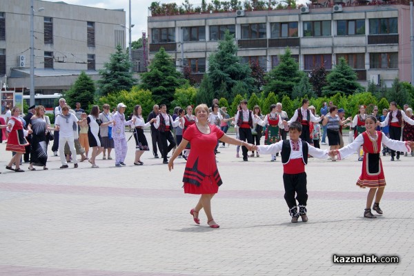 Детско надиграване “За ръчица“