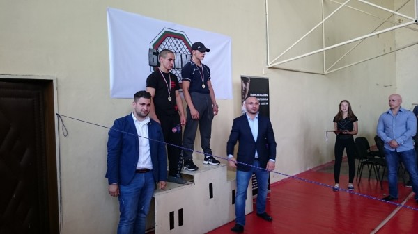 Казанлъшките състезатели по ММА спечелиха две шампионски титли от Държавното