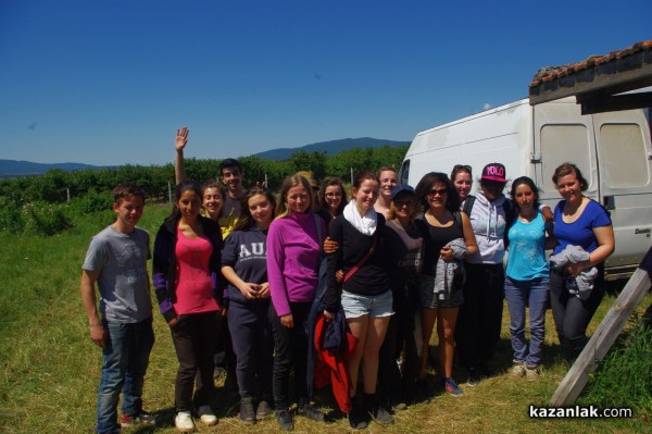 Младежки проект „Розоберачи“ се провежда в Казанлък
