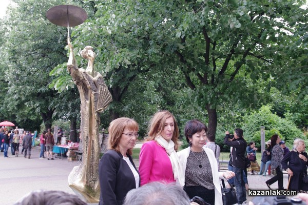 Невидима „ръка“ откри “Японката“ /видео/