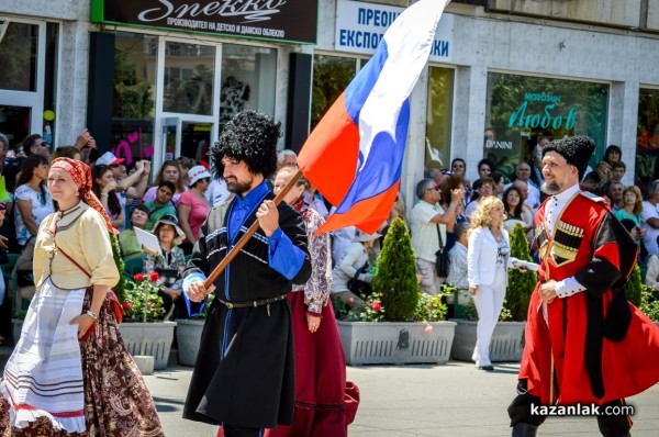 Карнавално шествие / 3