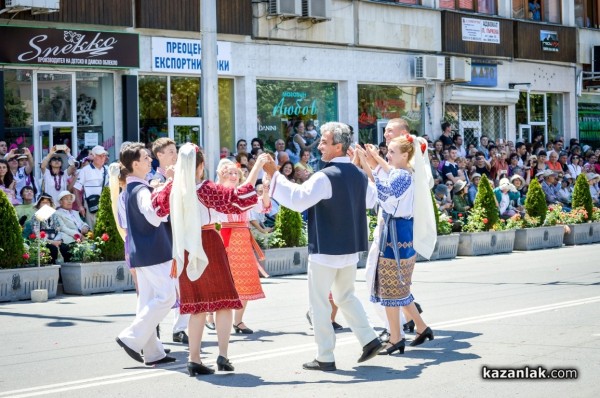 Карнавално шествие / 3