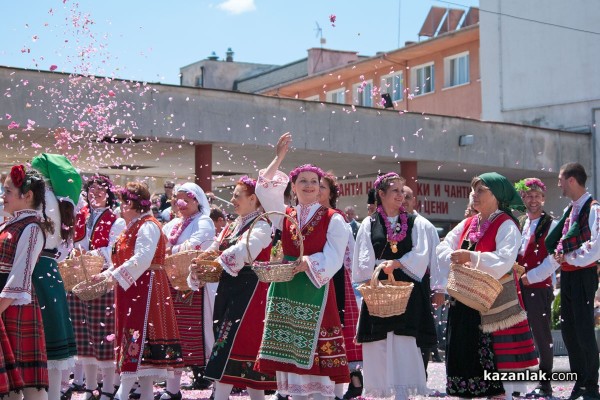 Карнавално шествие / 4