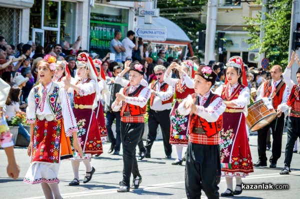 Карнавално шествие / 3