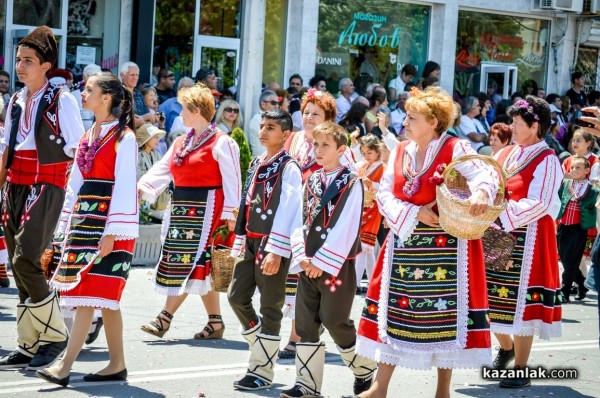 Карнавално шествие / 3