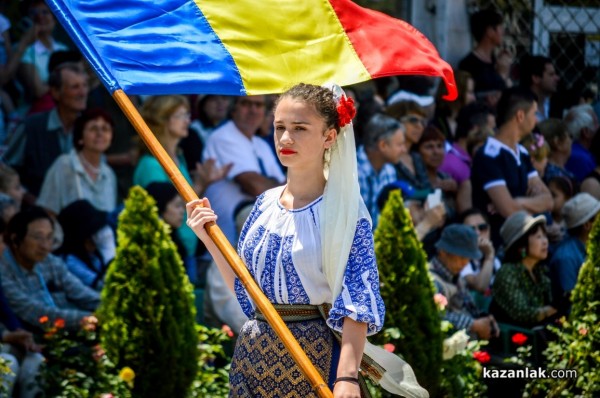 Карнавално шествие / 3