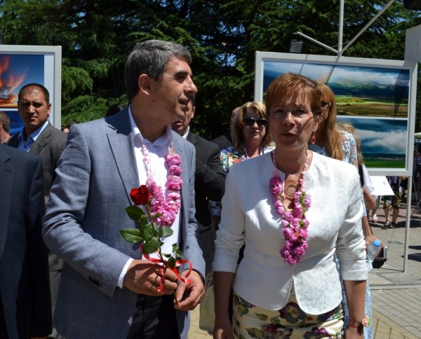 Президентът Росен Плевнелиев: Розата е най-разпознаваемият български символ