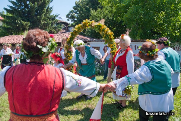 Еньовден в Казанлък /Видео и снимки/