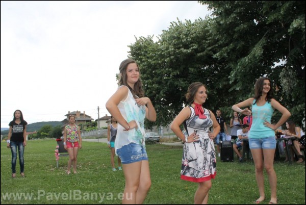 В Павел баня си избраха „Мис полянка“