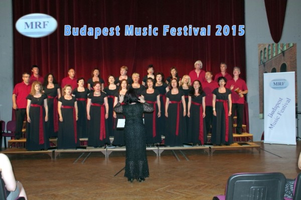  Хор „Севтополис” се завърна от Международен фестивал в Унгария