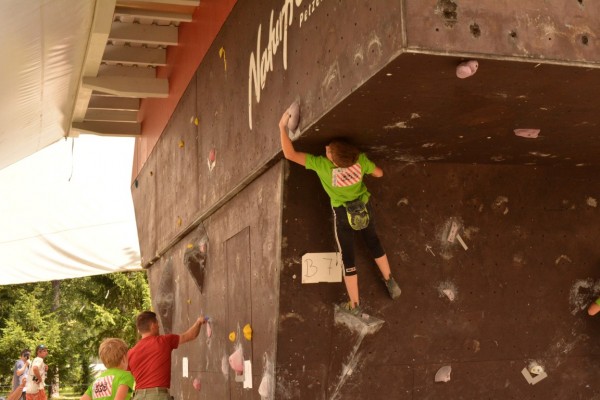 Казанлъшки катерачи се завърнаха с медали от най-силното състезание за деца Европа