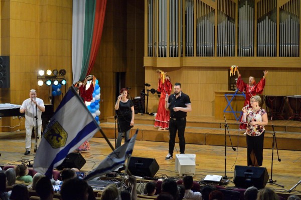 Стенли и още казанлъчани с успехи в израелски международен фестивал