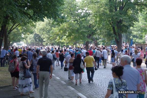 Арсенал също протестира против вдигането цената на тока