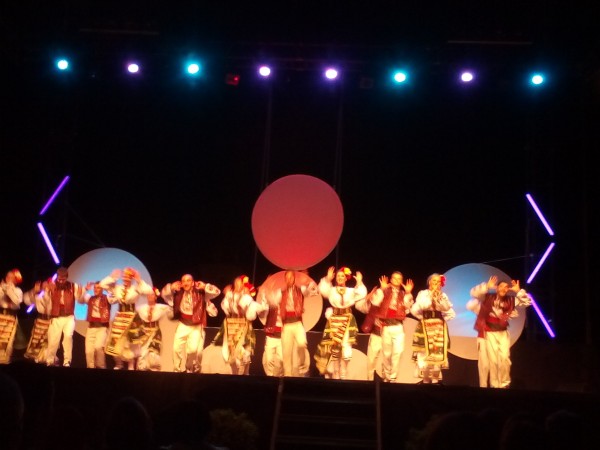 Стивън Ласкут за “Детелини“: “Когато играете, сцената Ви обича!“