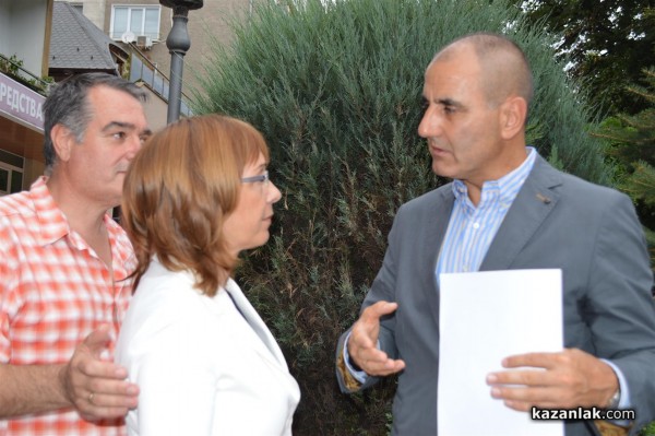 Цветанов: Впечатлен съм от заряда за работа на Галина Стоянова