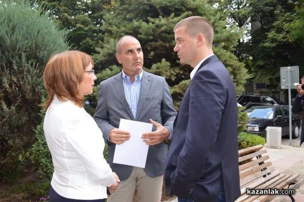 Цветанов: Впечатлен съм от заряда за работа на Галина Стоянова